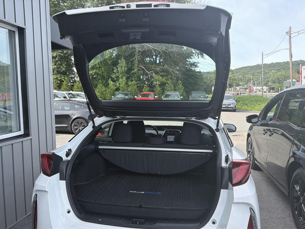 Toyota Prius Prime Limited (Natl) 2021