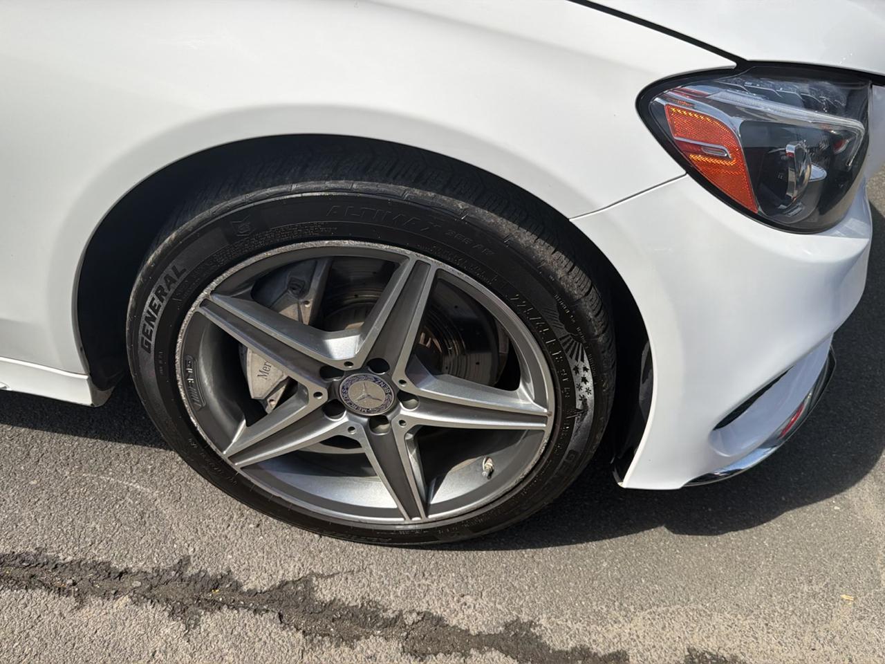 Mercedes-Benz C-Class 4dr Sdn C 300 4MATIC 2015