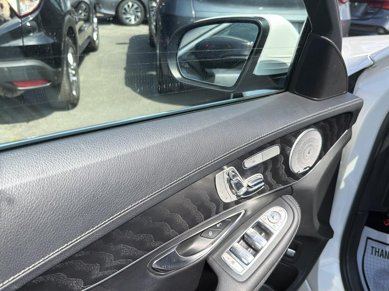 Mercedes-Benz C-Class 4dr Sdn C 300 4MATIC 2015