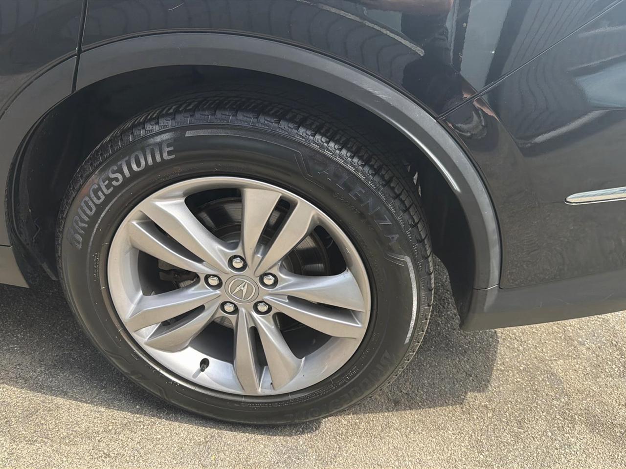 Acura MDX SH-AWD 2024