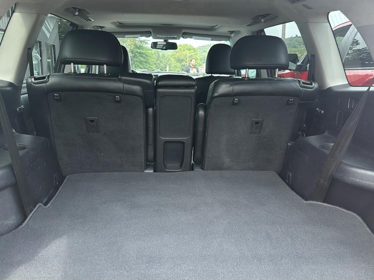Toyota Highlander 4WD 4dr V6 Base (Natl) 2011