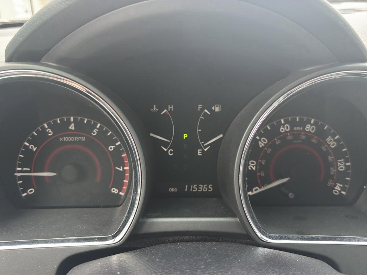 Toyota Highlander 4WD 4dr V6 Base (Natl) 2011