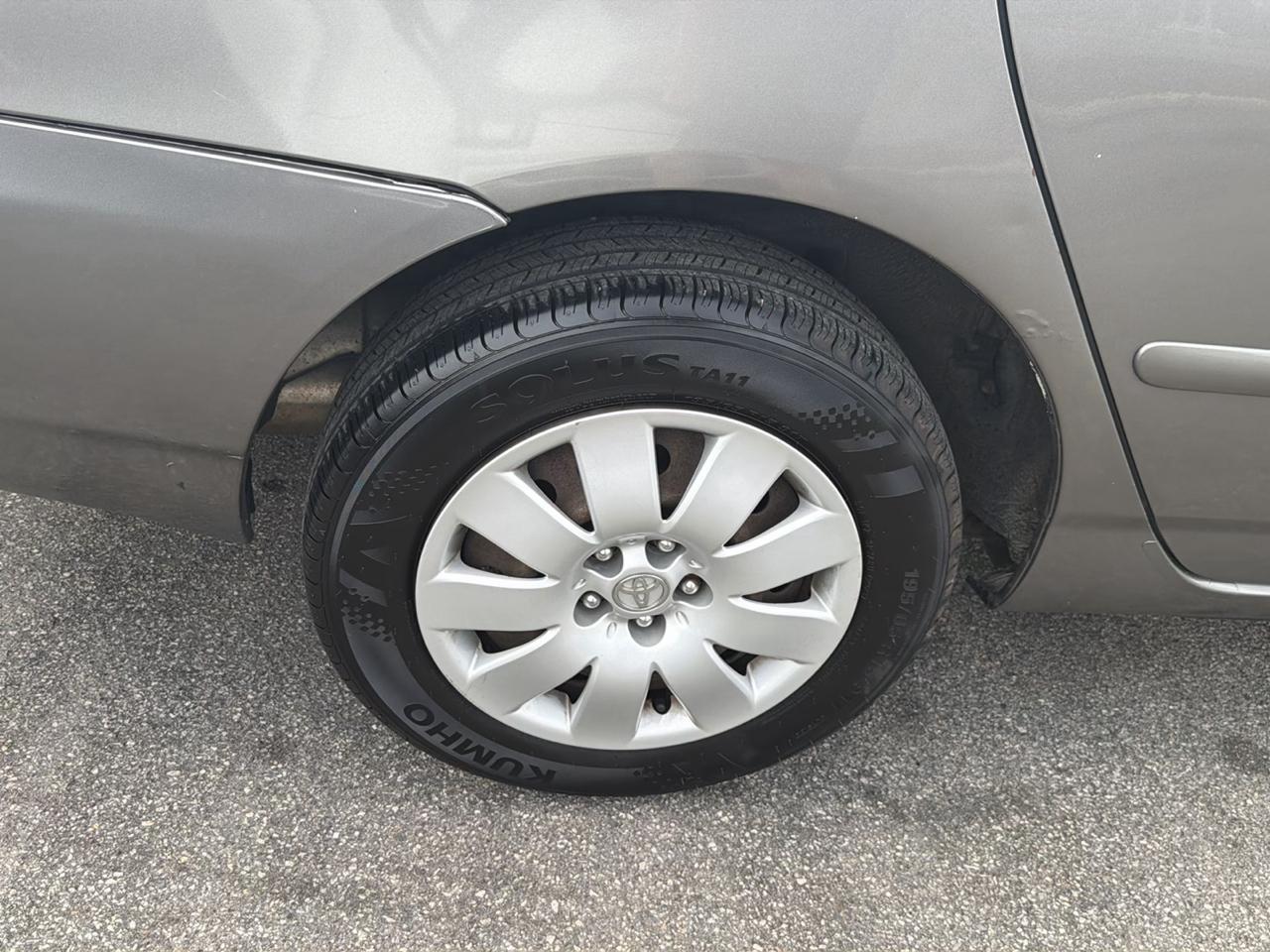 Toyota Corolla 4dr Sdn CE Auto (Natl) 2004