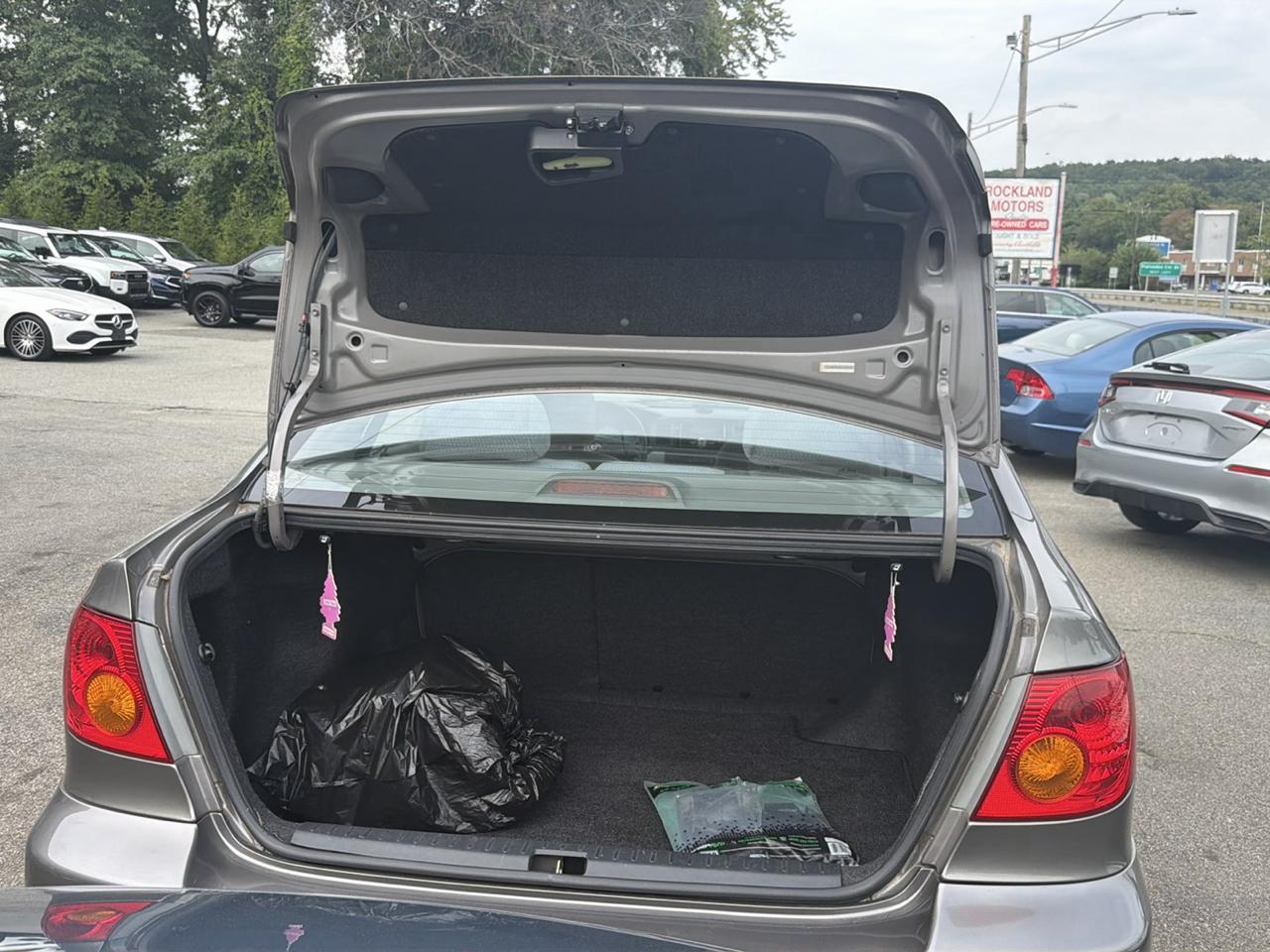 Toyota Corolla 4dr Sdn CE Auto (Natl) 2004