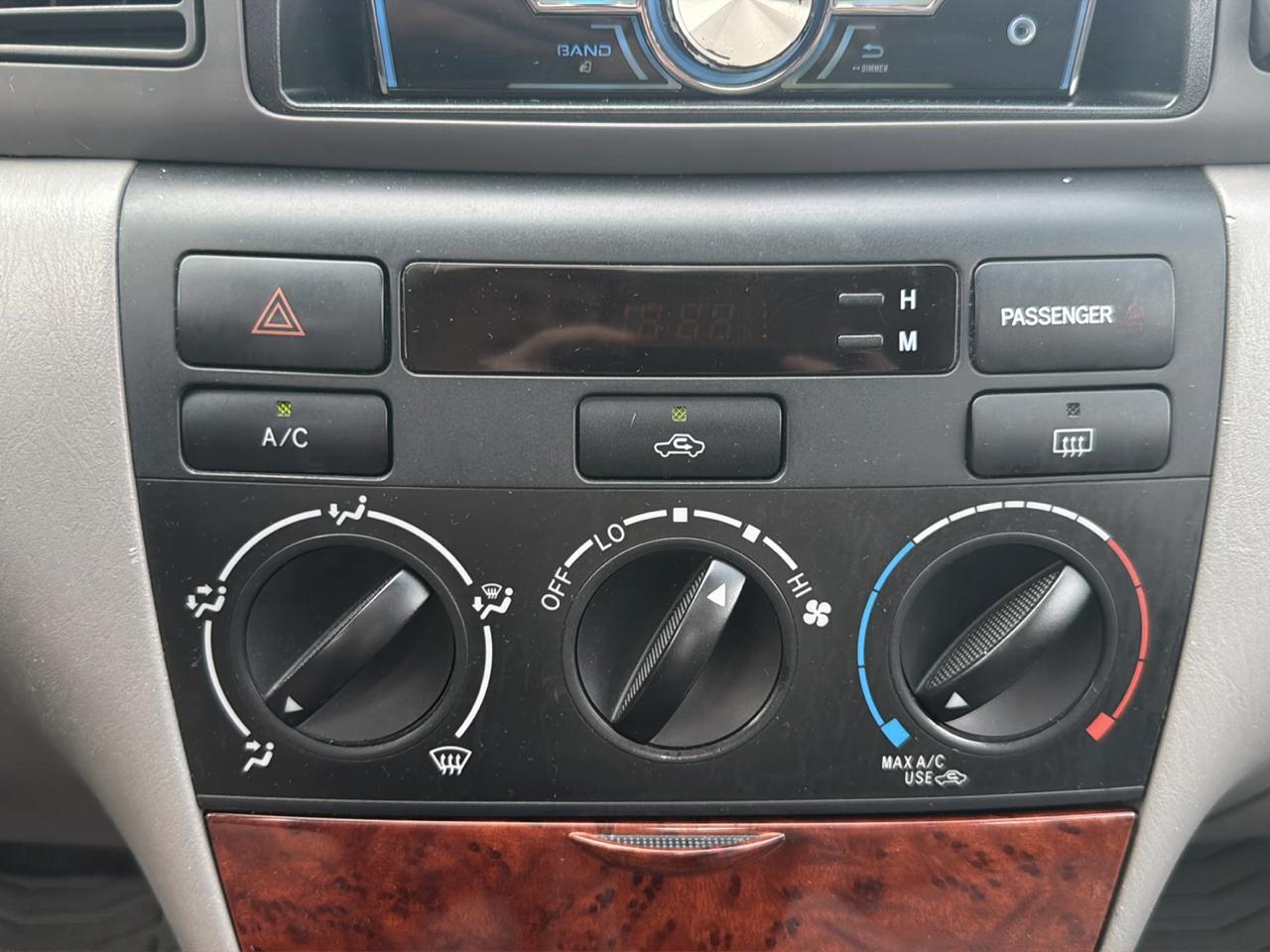 Toyota Corolla 4dr Sdn CE Auto (Natl) 2004
