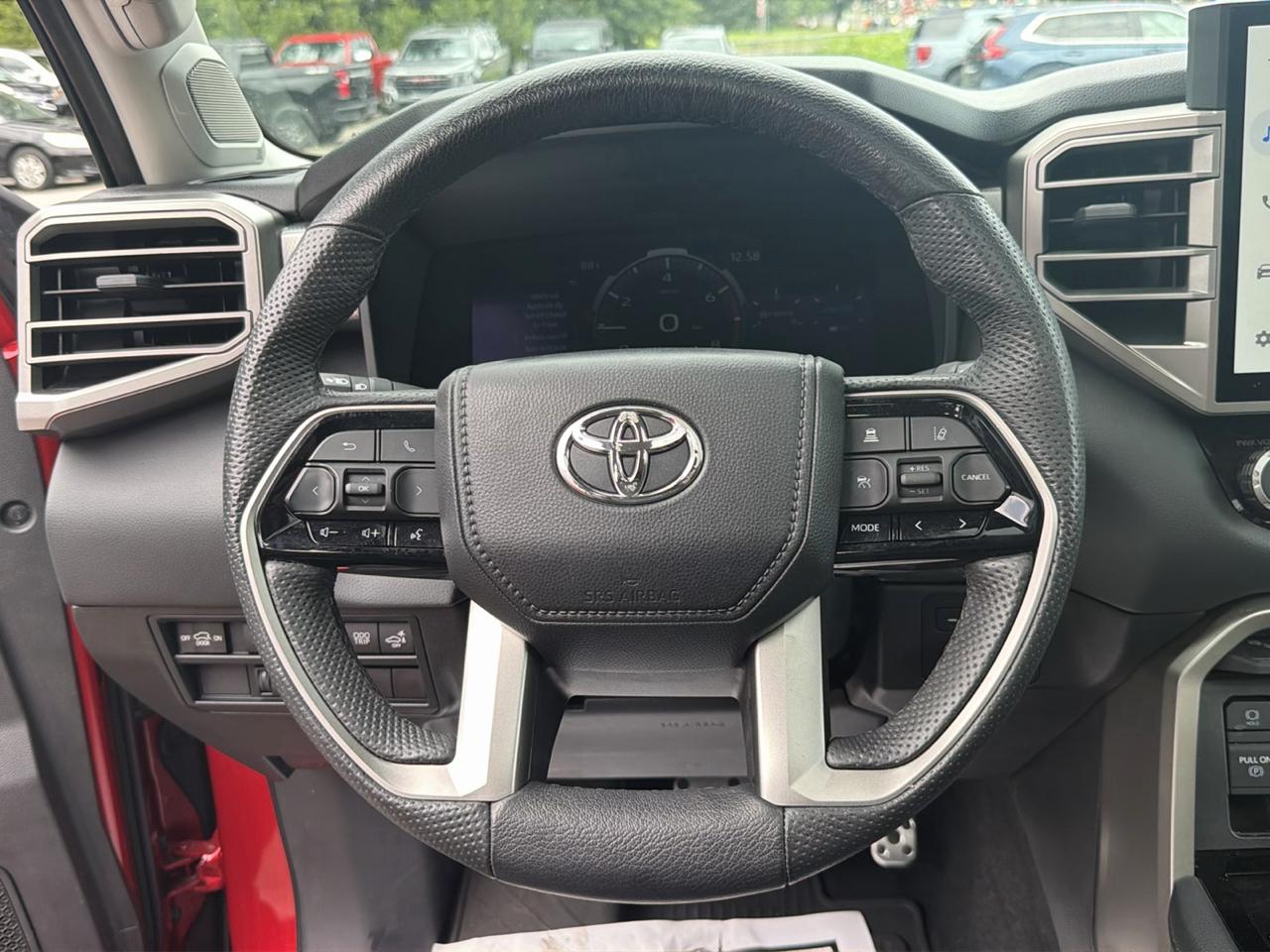 Toyota Sequoia Capstone 4WD (Natl) 2024