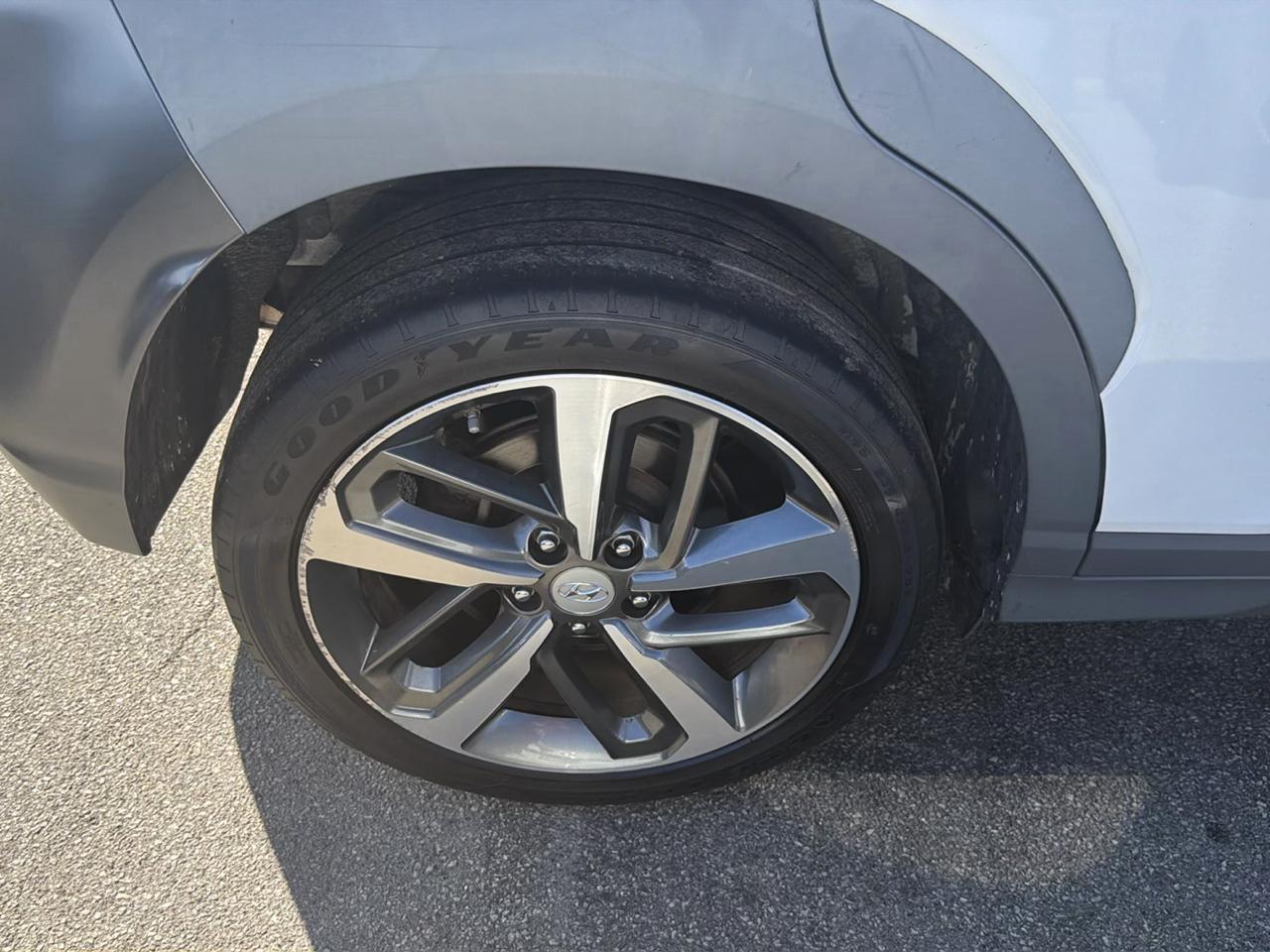 Hyundai Kona Limited DCT AWD 2021