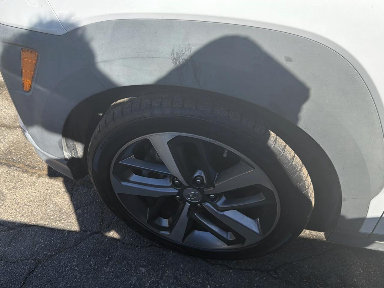 Hyundai Kona Limited DCT AWD 2021