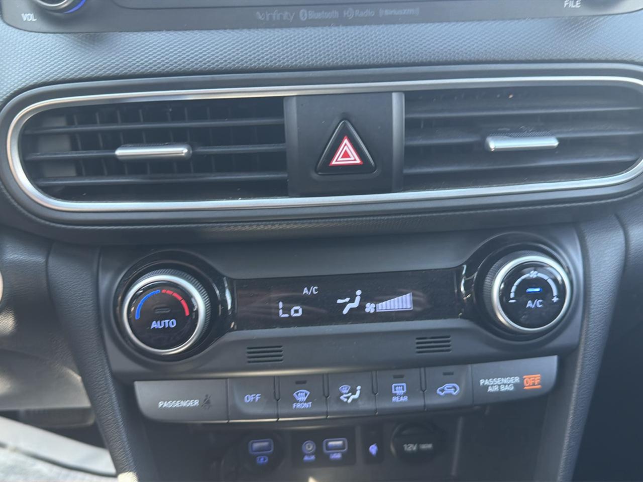Hyundai Kona Limited DCT AWD 2021