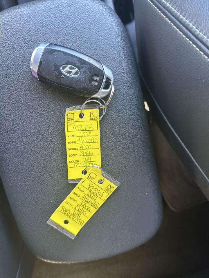 Hyundai Kona Limited DCT AWD 2021