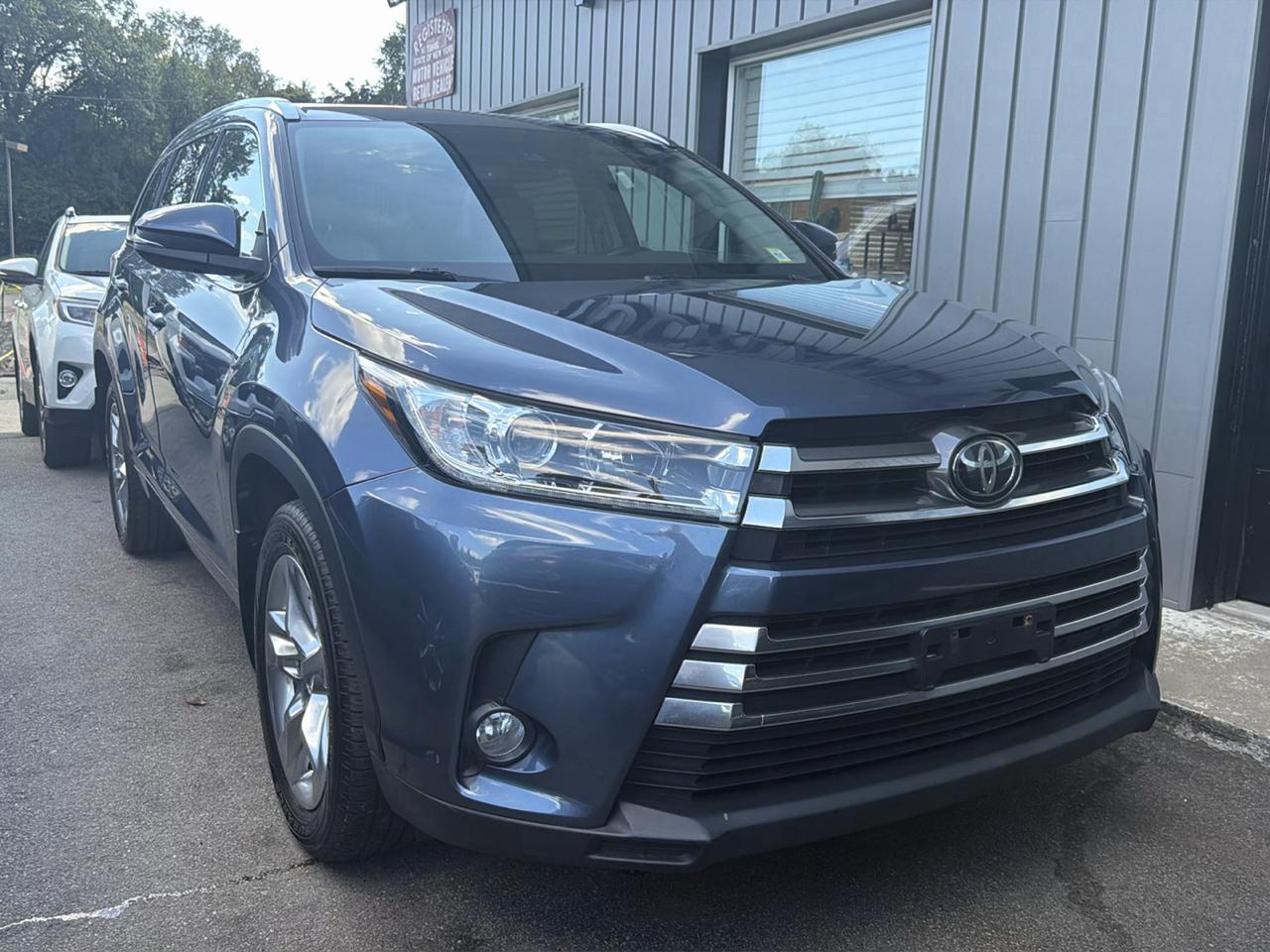 Toyota Highlander Limited V6 AWD (Natl) 2017
