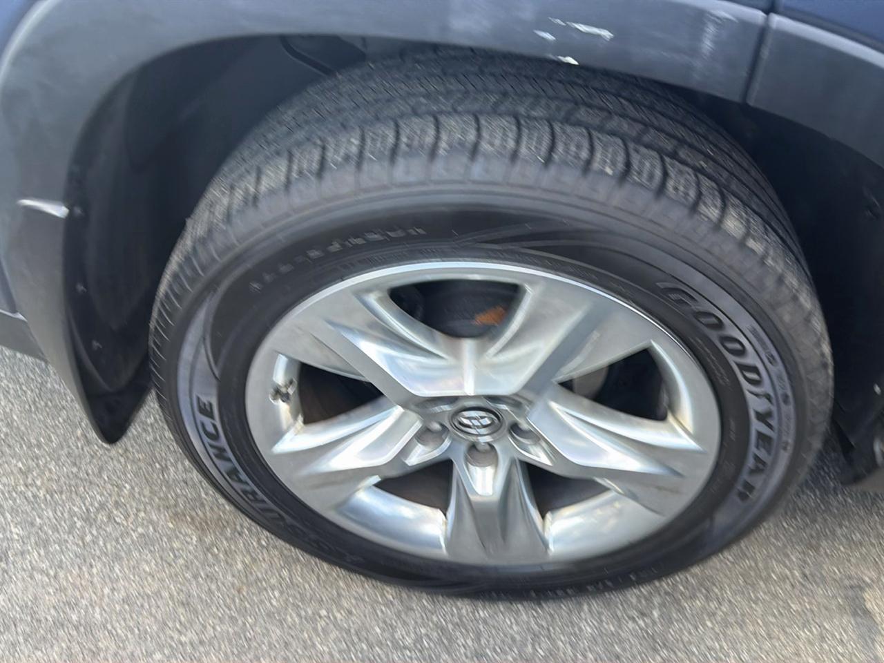 Toyota Highlander Limited V6 AWD (Natl) 2017