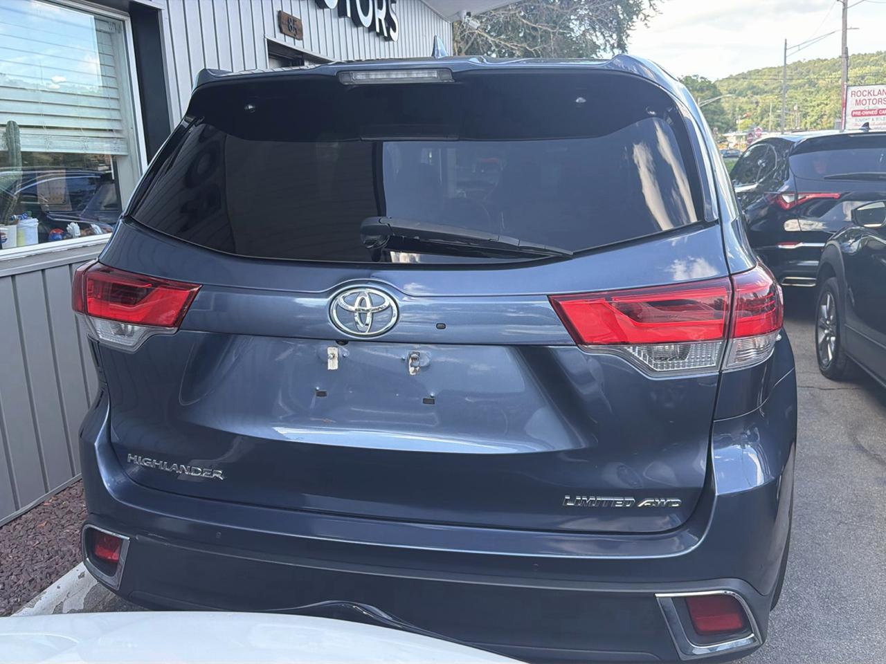 Toyota Highlander Limited V6 AWD (Natl) 2017