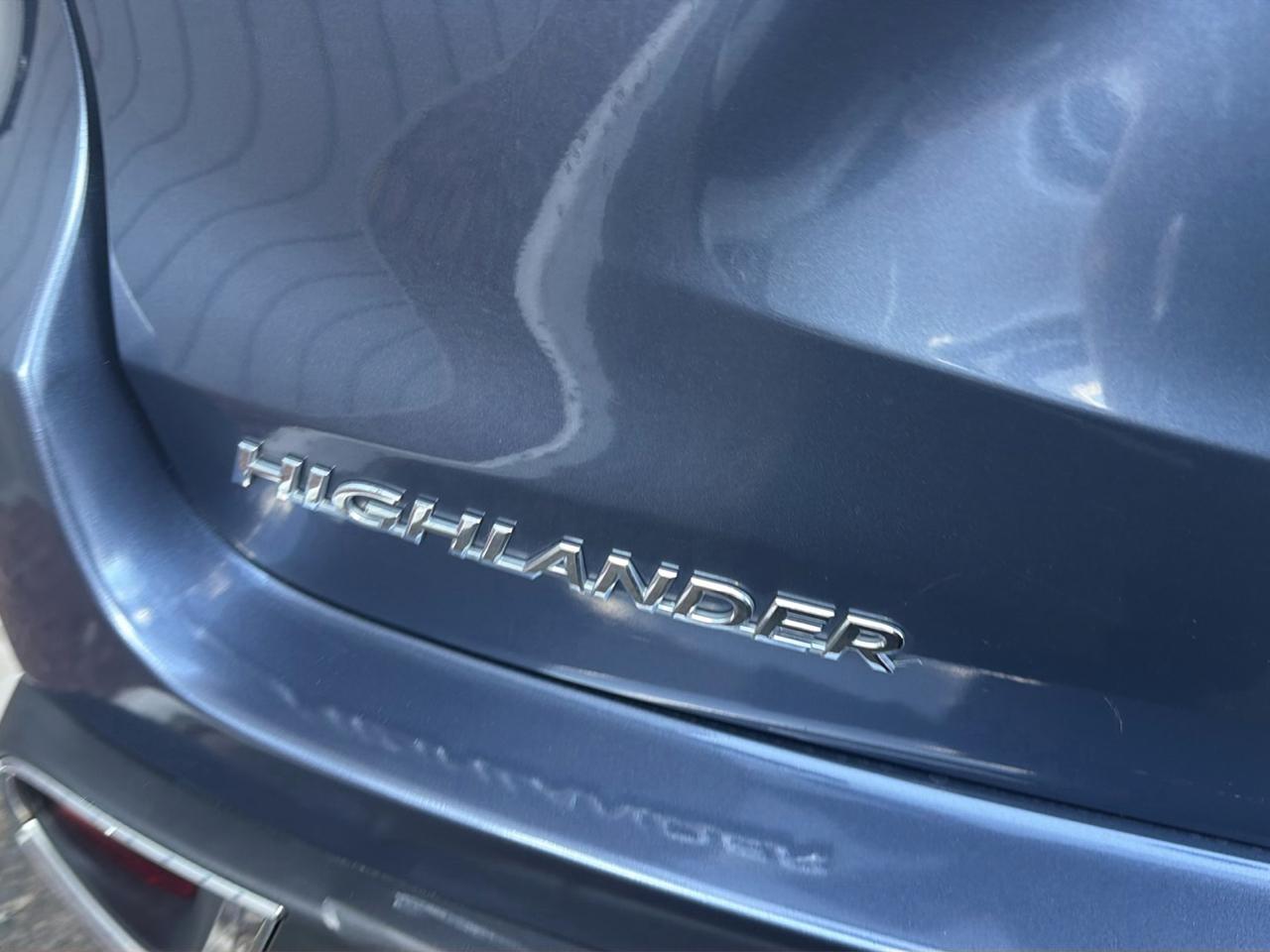 Toyota Highlander Limited V6 AWD (Natl) 2017