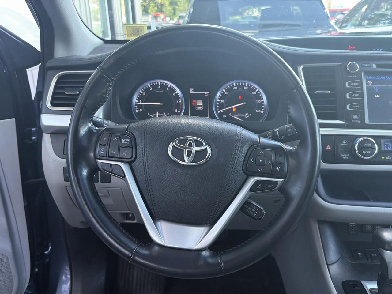 Toyota Highlander Limited V6 AWD (Natl) 2017