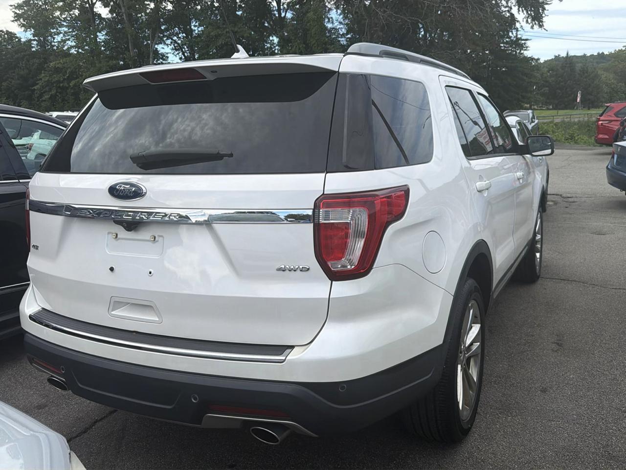 Ford Explorer XLT 4WD 2018