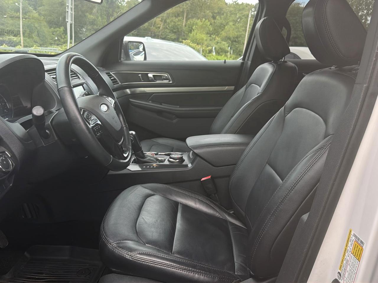 Ford Explorer XLT 4WD 2018