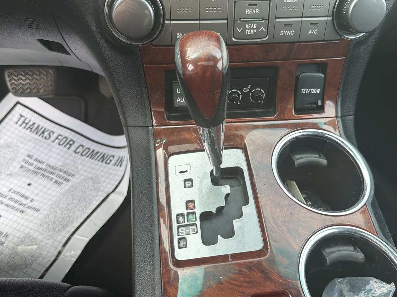 Toyota Highlander 4WD 4dr V6 Limited (Natl) 2012