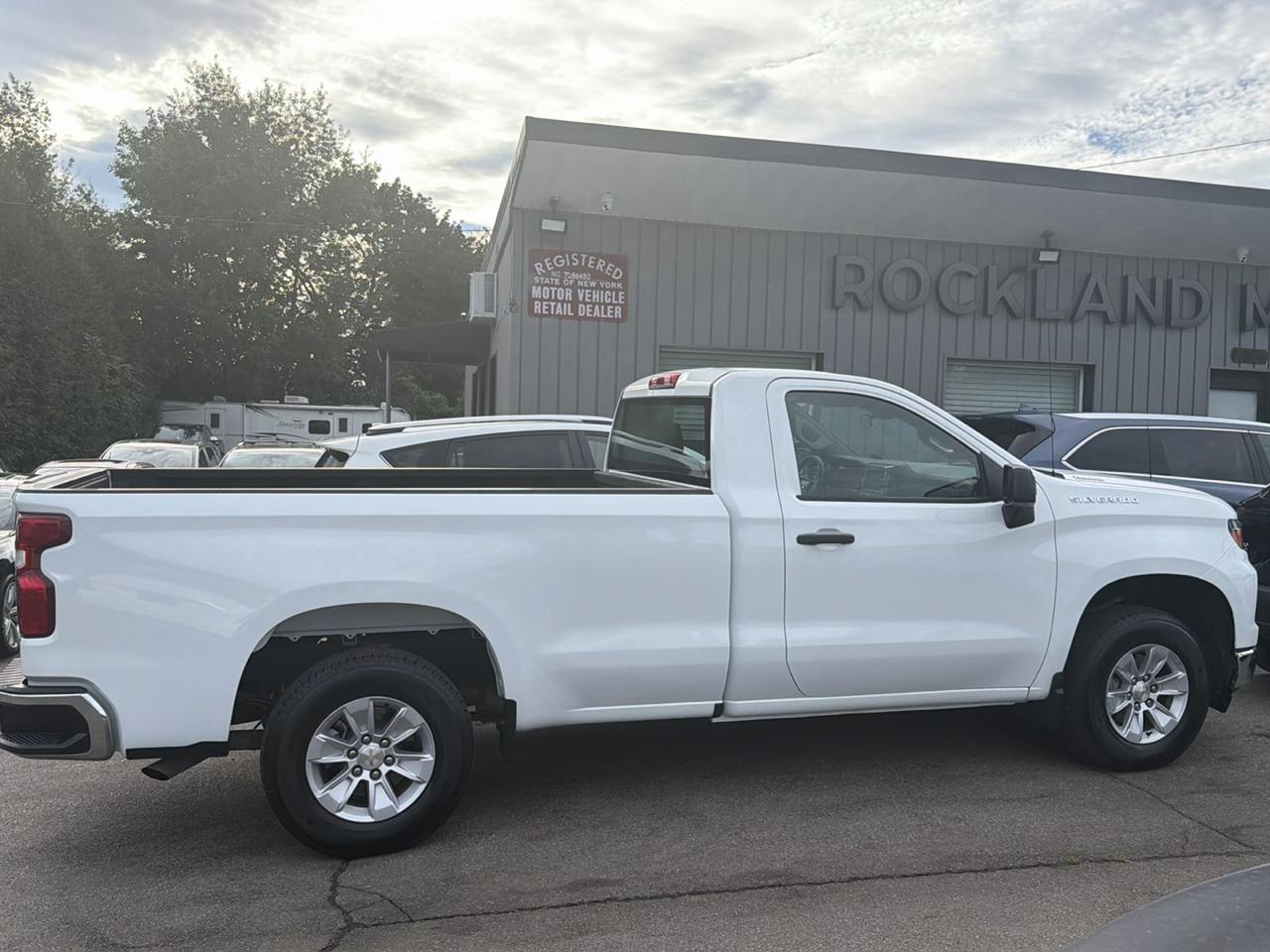 Chevrolet Silverado 1500 2WD Reg Cab 140" Work Truck 2025