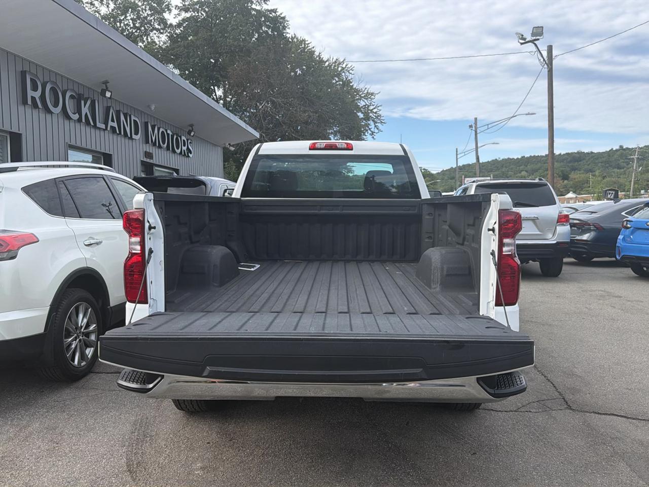 Chevrolet Silverado 1500 2WD Reg Cab 140" Work Truck 2025