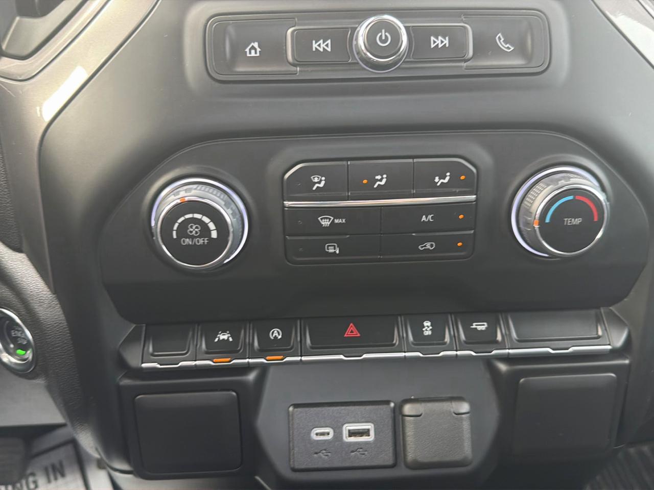 Chevrolet Silverado 1500 2WD Reg Cab 140" Work Truck 2025