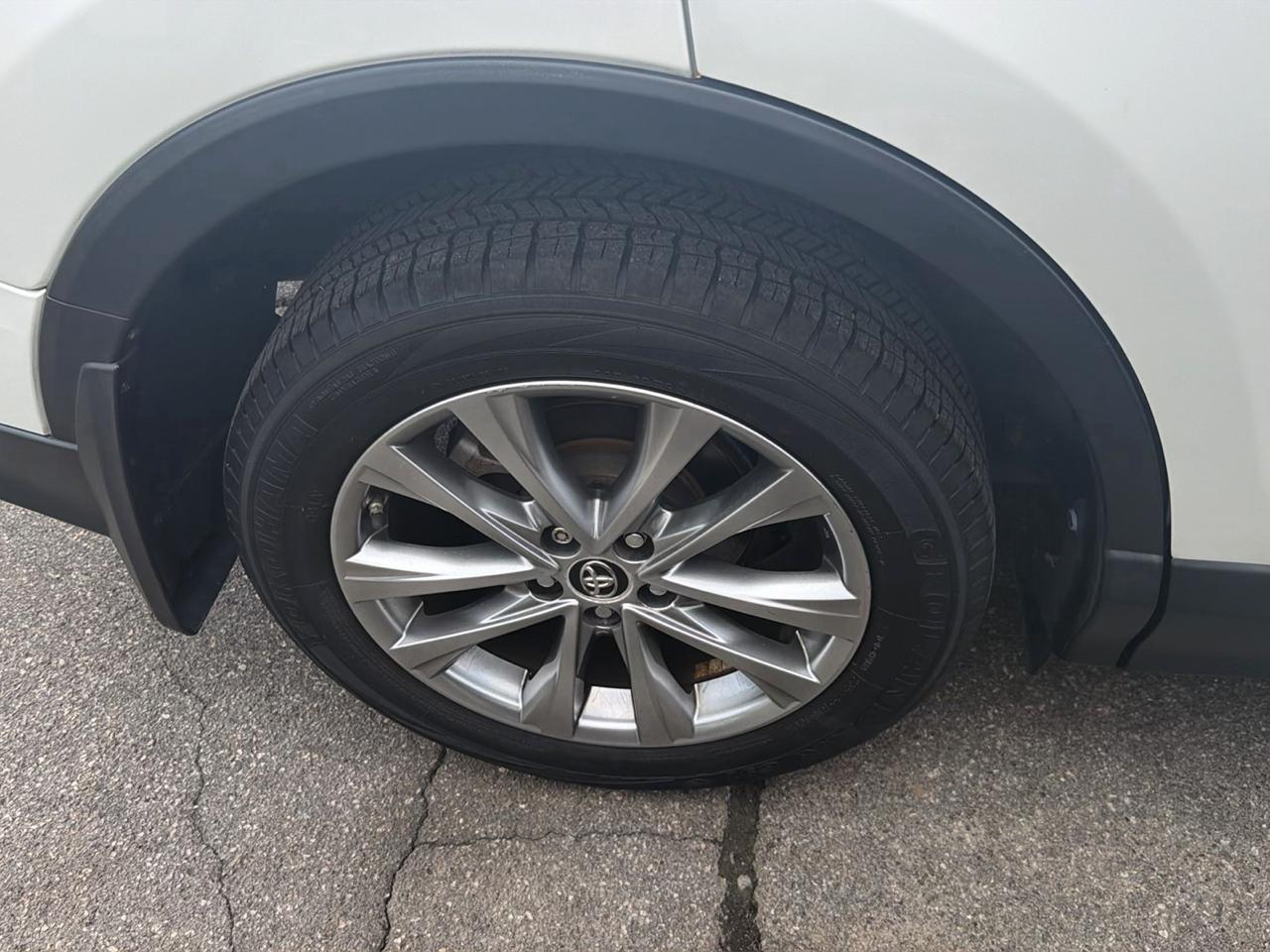 Toyota RAV4 AWD 4dr Limited (Natl) 2016