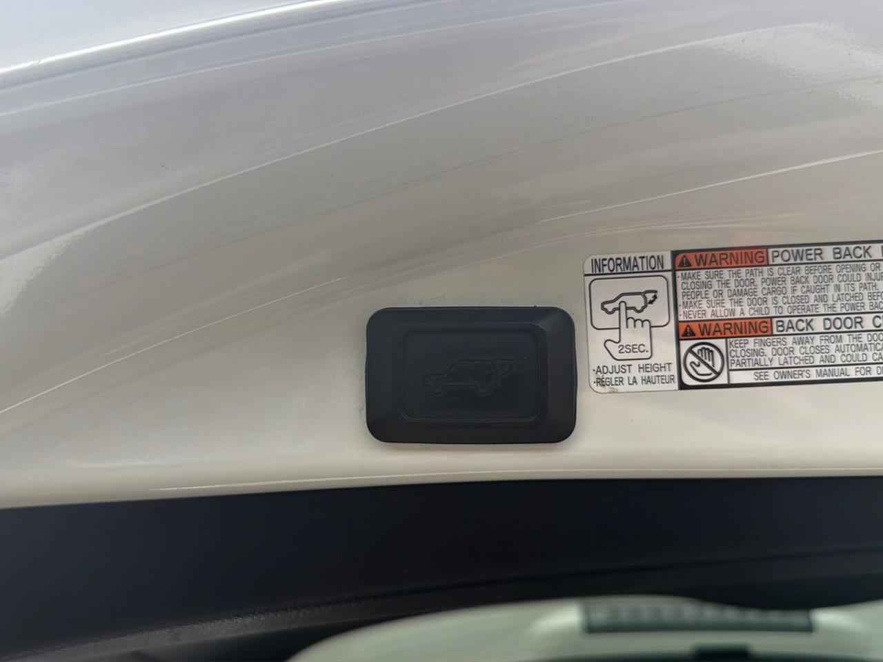 Toyota RAV4 AWD 4dr Limited (Natl) 2016