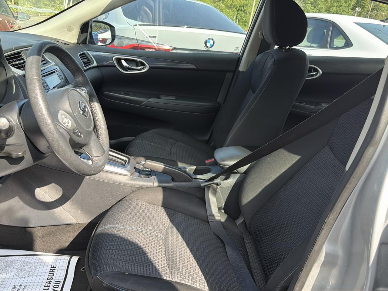 Nissan Sentra 4dr Sdn I4 CVT SR 2016