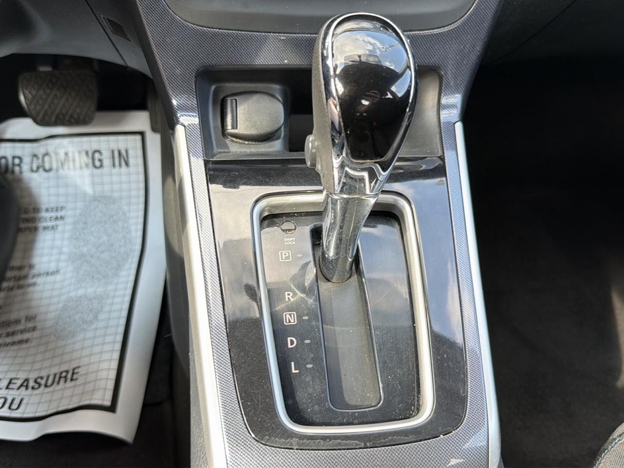 Nissan Sentra 4dr Sdn I4 CVT SR 2016