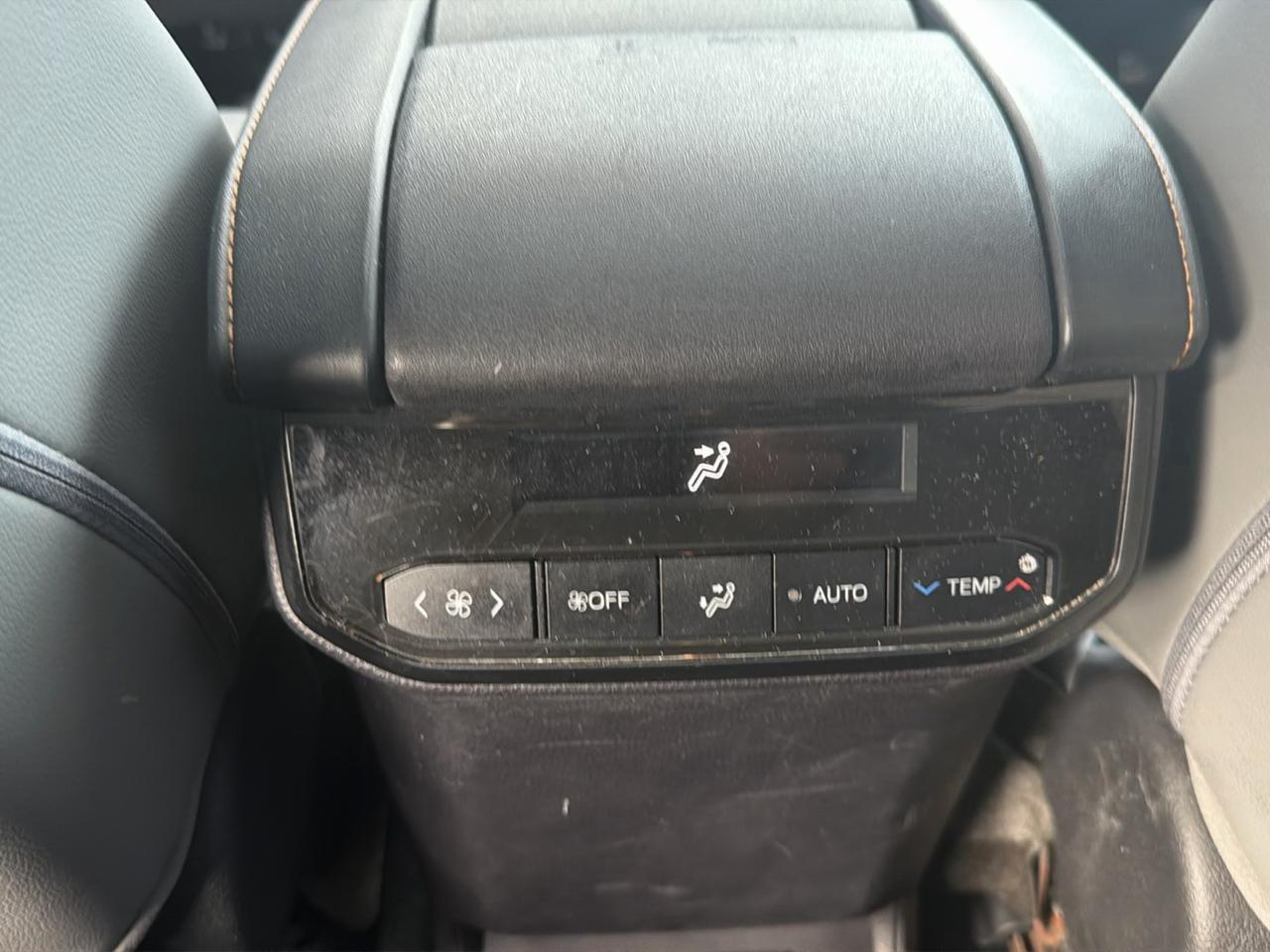 Toyota Highlander Hybrid Bronze Edition AWD (Natl) 2023