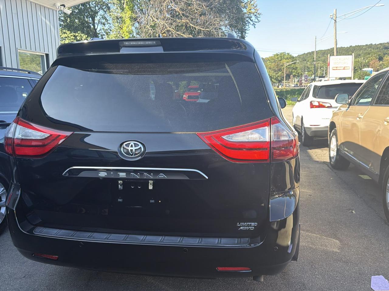 Toyota Sienna Limited Premium AWD 7-Passenger (Natl) 2017