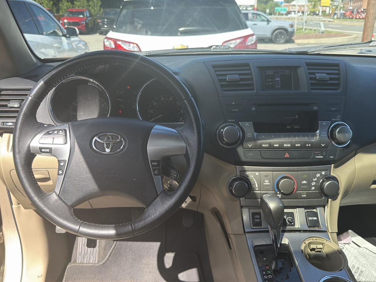 Toyota Highlander 4WD 4dr V6 (Natl) 2012