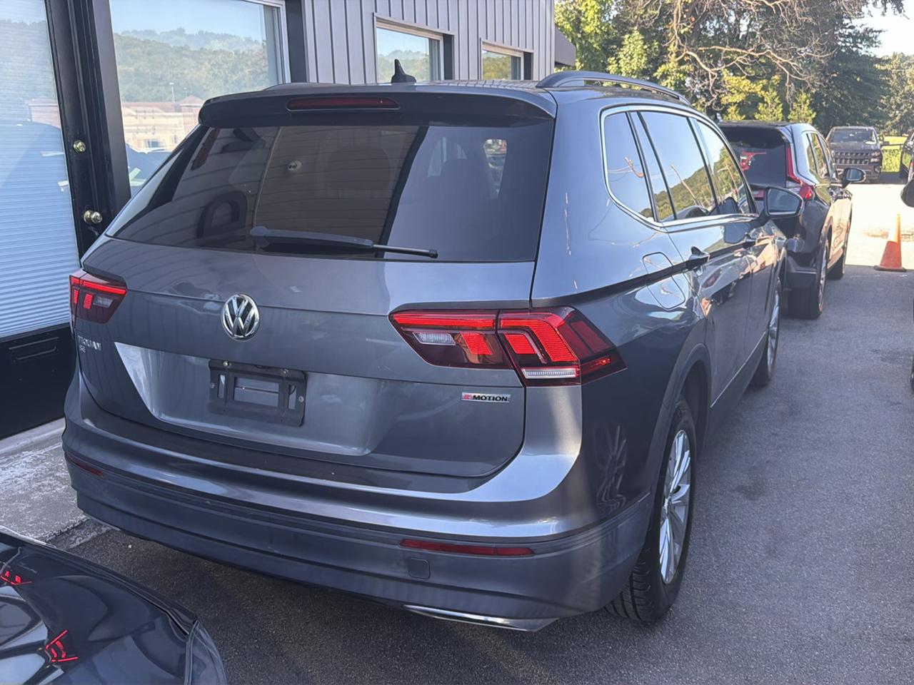 Volkswagen Tiguan 2.0T SEL R-Line Black 4MOTION 2019