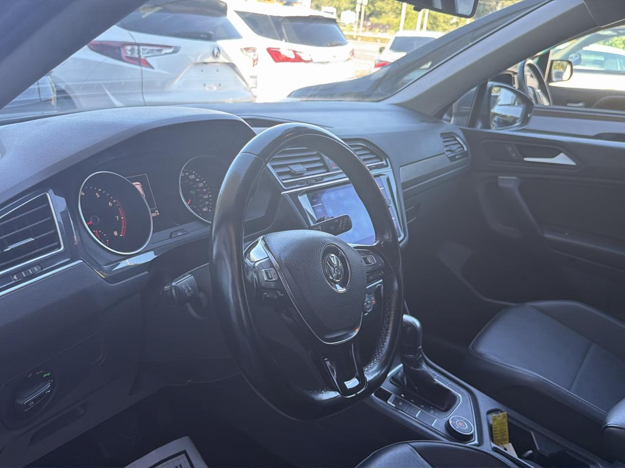 Volkswagen Tiguan 2.0T SEL R-Line Black 4MOTION 2019