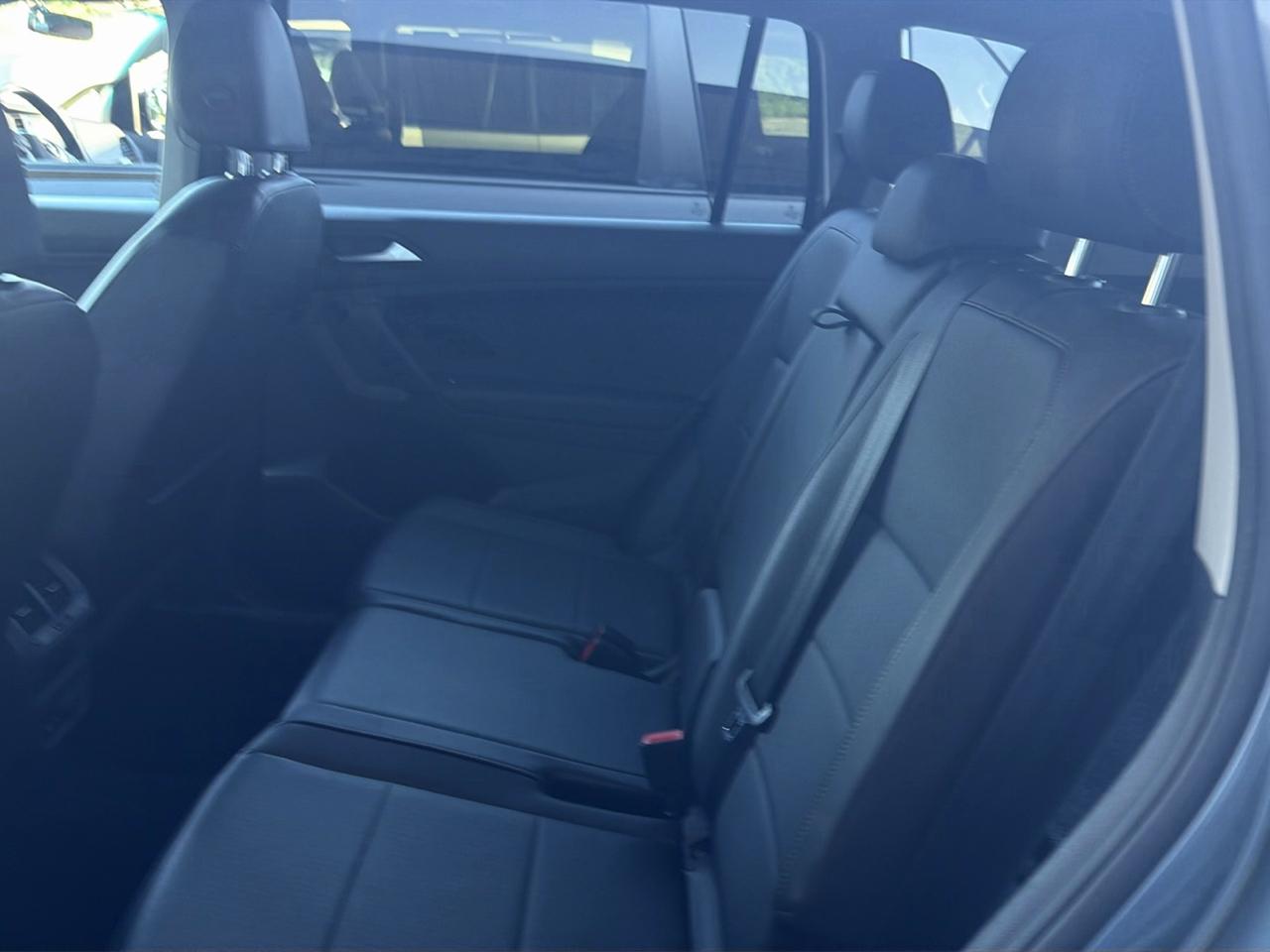 Volkswagen Tiguan 2.0T SEL R-Line Black 4MOTION 2019