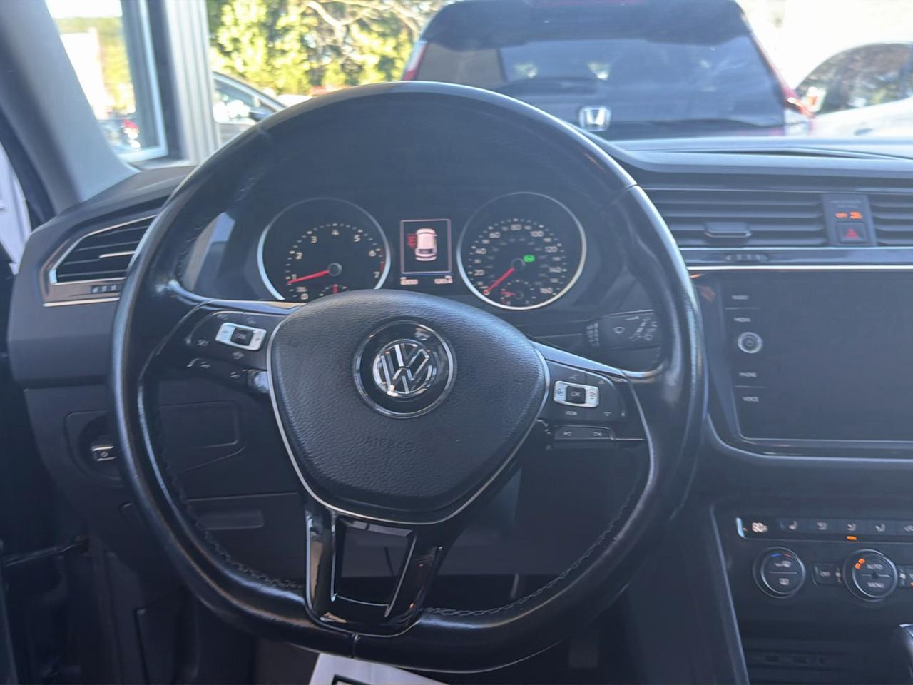 Volkswagen Tiguan 2.0T SEL R-Line Black 4MOTION 2019