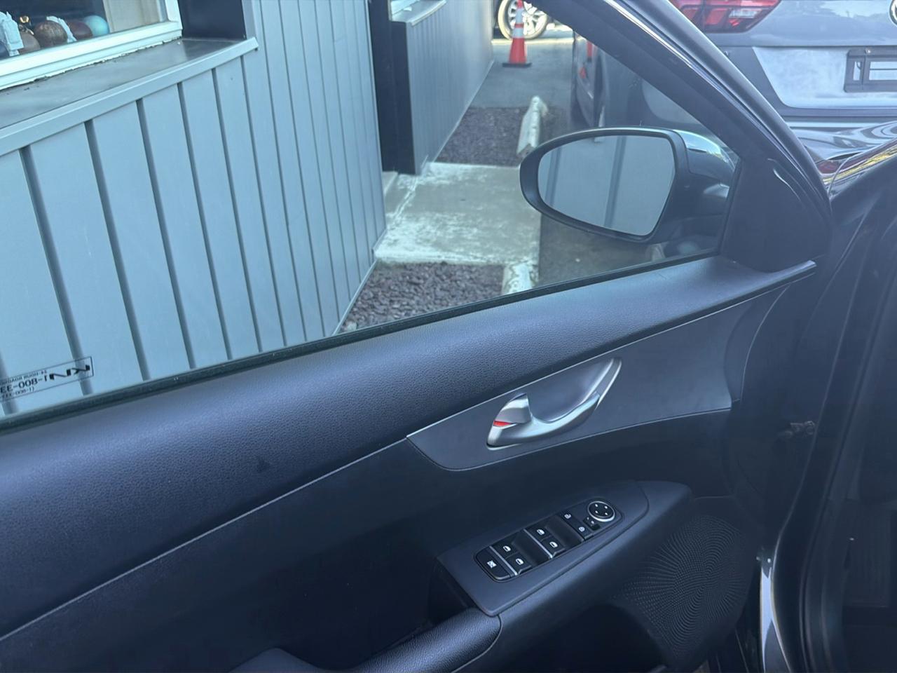 Kia Forte LXS IVT 2023