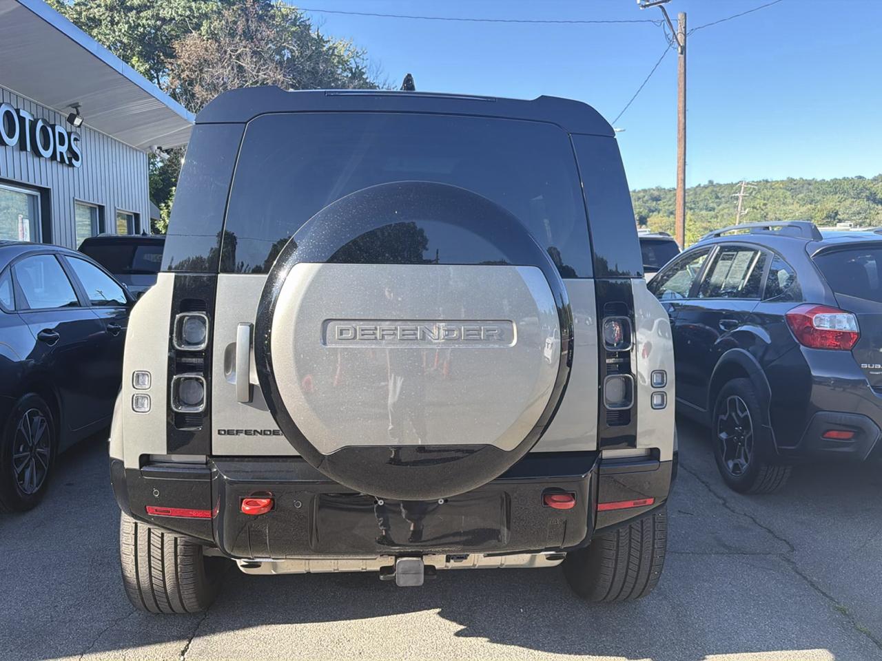 Land Rover Defender 110 P400 X 2025
