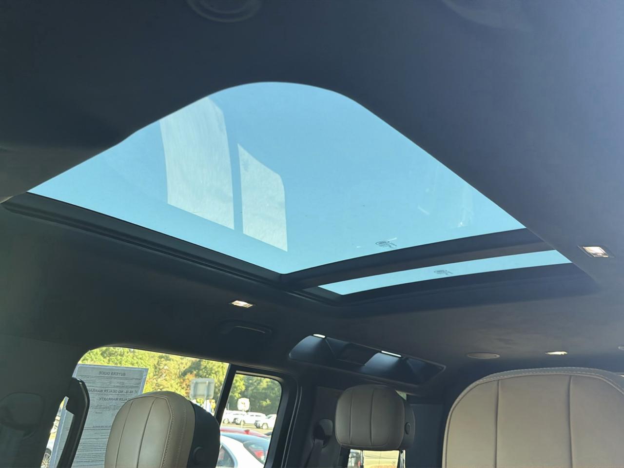 Land Rover Defender 110 P400 X 2025