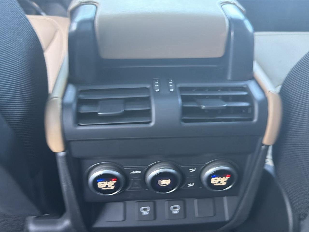 Land Rover Defender 110 P400 X 2025