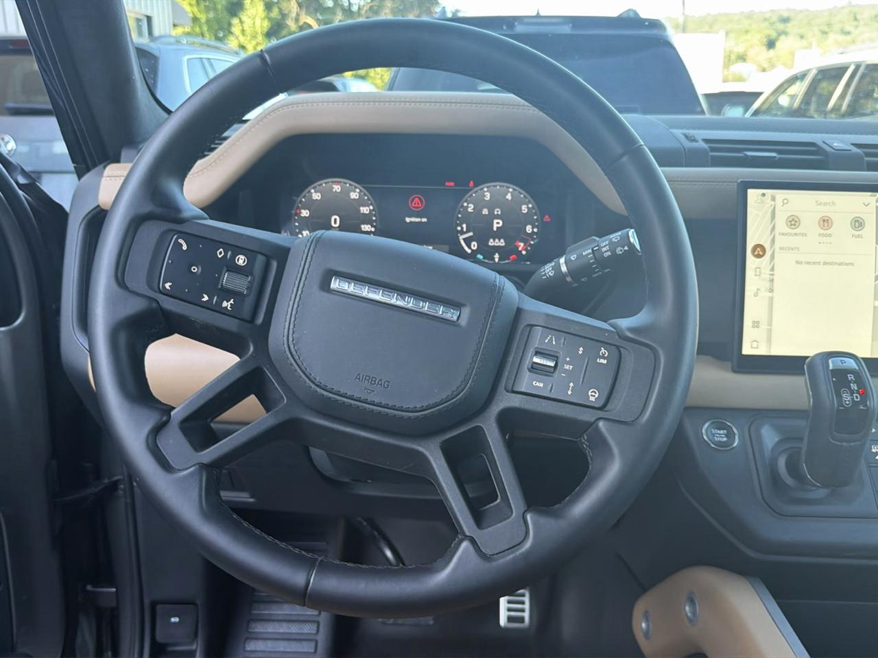 Land Rover Defender 110 P400 X 2025
