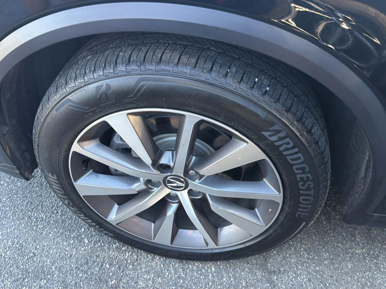 Acura MDX SH-AWD w/Technology Package 2025