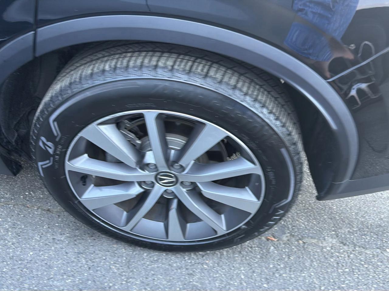 Acura MDX SH-AWD w/Technology Package 2025