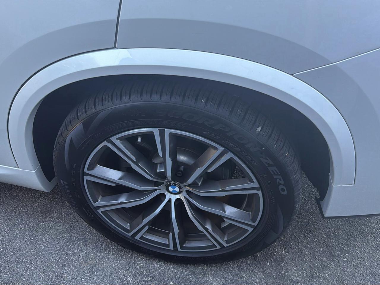 BMW X5 xDrive40i Sports Activity Vehicle 2019