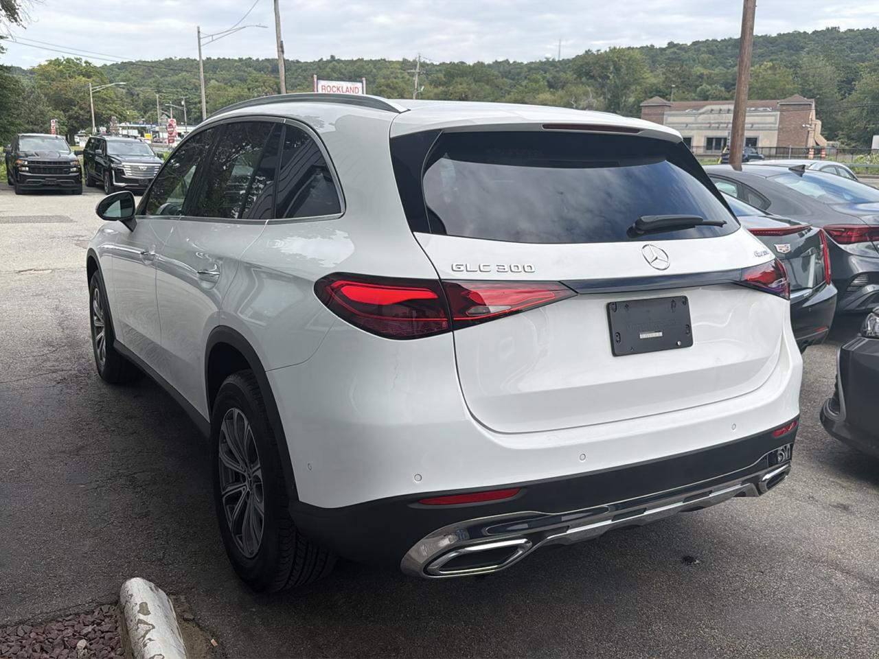 Mercedes-Benz GLC GLC 300 4MATIC SUV 2023