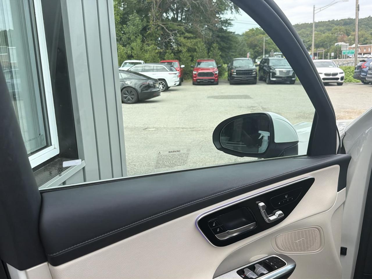 Mercedes-Benz GLC GLC 300 4MATIC SUV 2023
