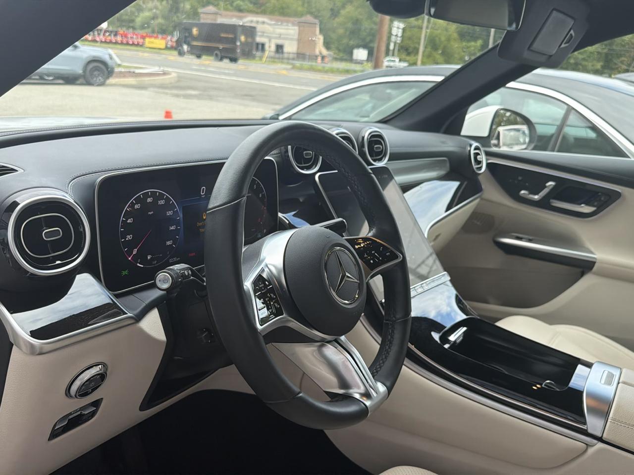 Mercedes-Benz GLC GLC 300 4MATIC SUV 2023