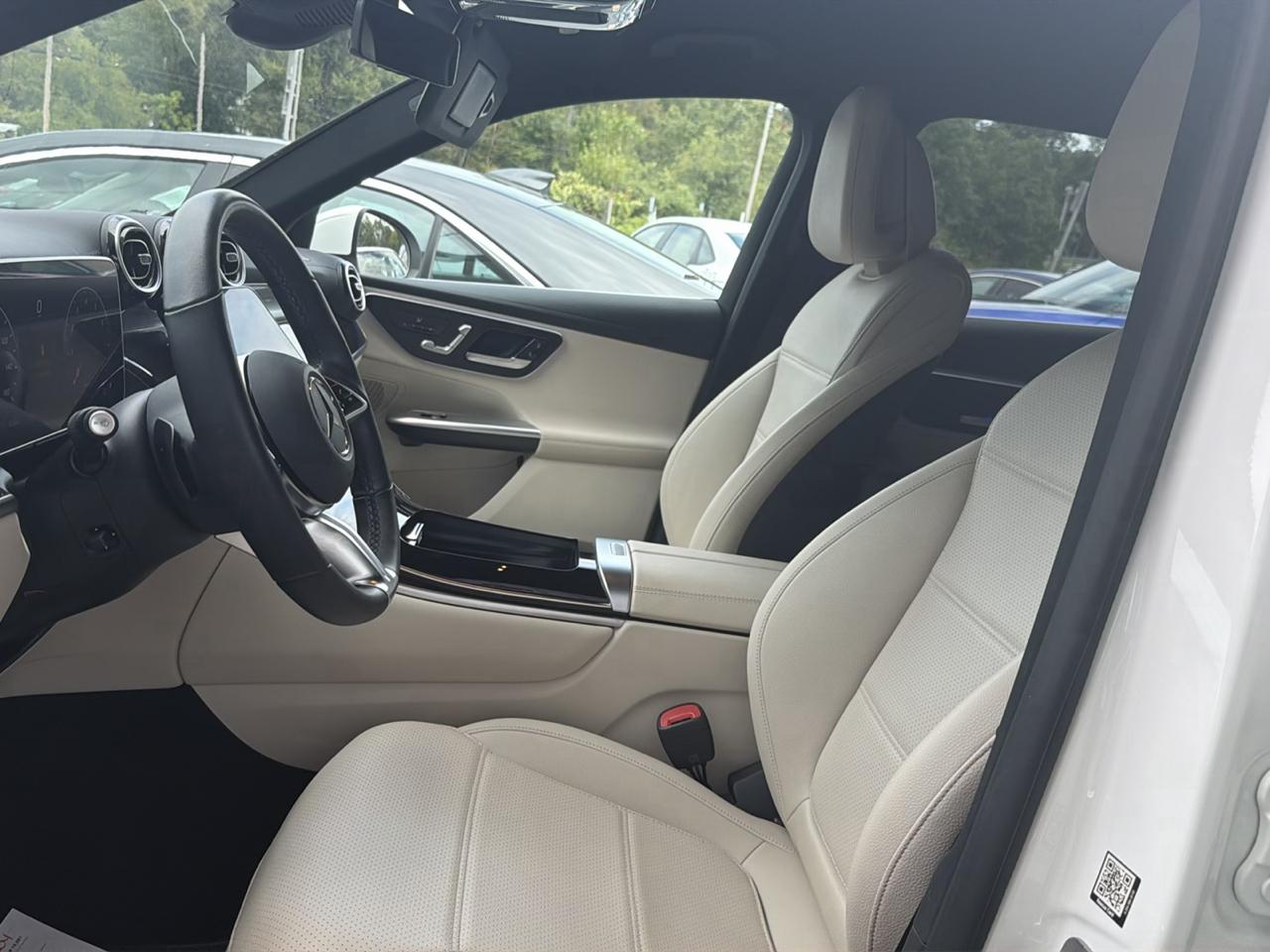 Mercedes-Benz GLC GLC 300 4MATIC SUV 2023