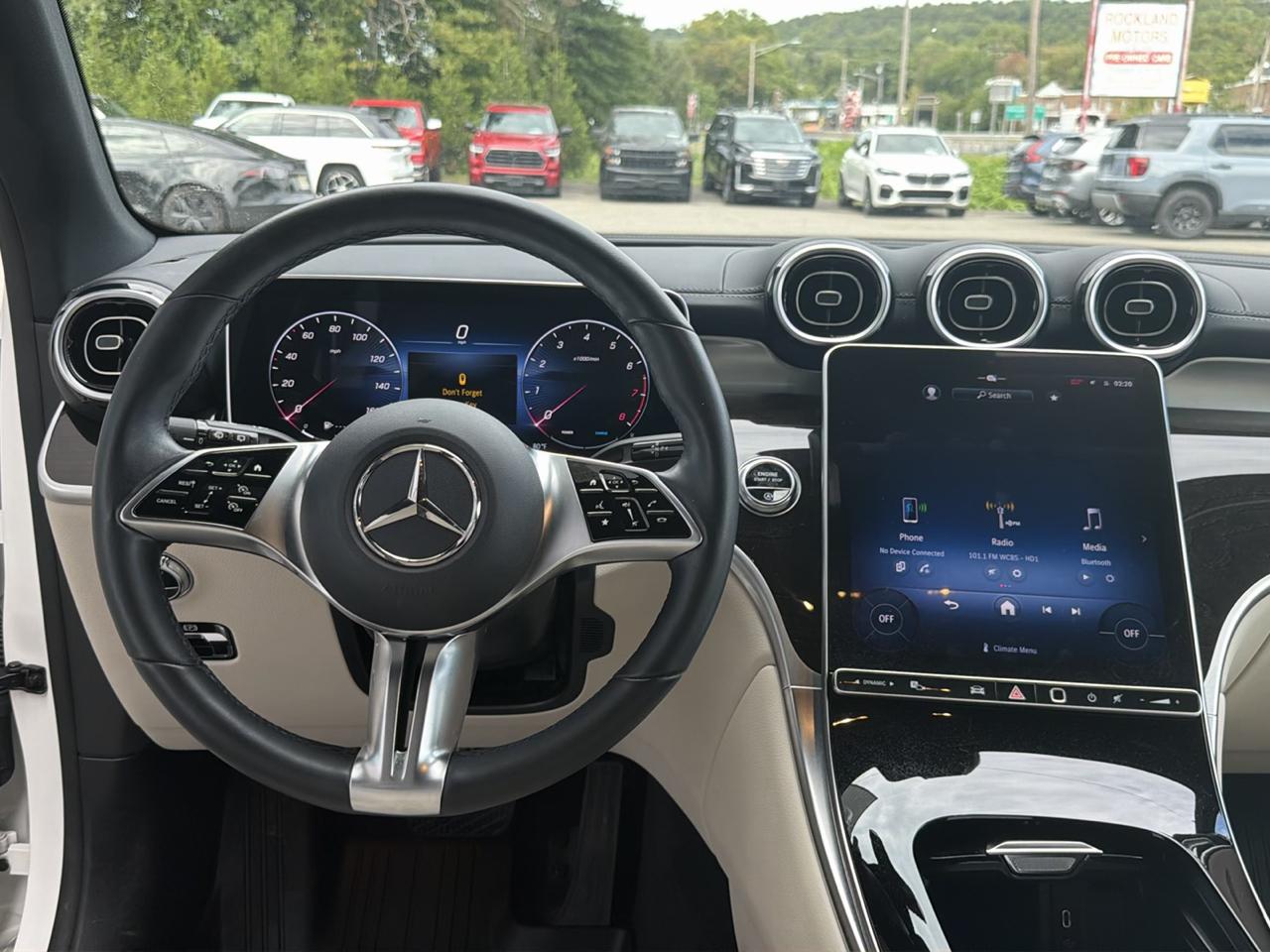 Mercedes-Benz GLC GLC 300 4MATIC SUV 2023
