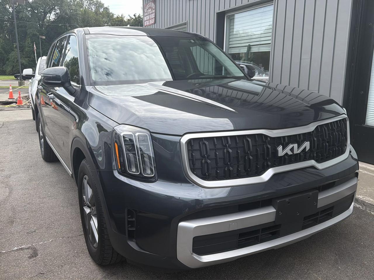 Kia Telluride LX AWD 2023